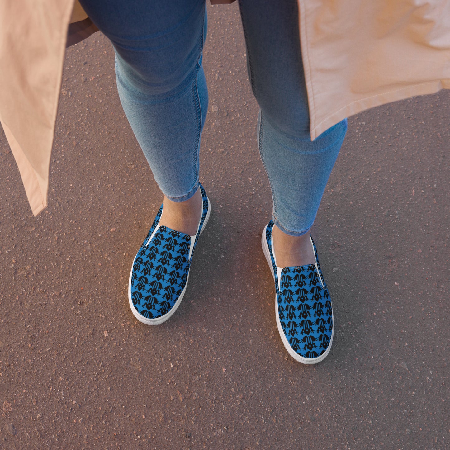 Women’s slip-on canvas shoes- Coqui Frog (Blue)